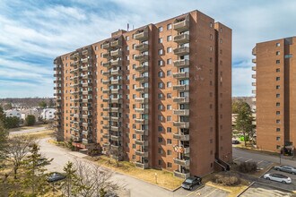 The Woodbine in Ottawa, ON - Building Photo - Building Photo