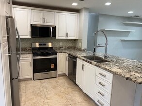 1498 SW 47th Terrace in Fort Lauderdale, FL - Building Photo - Building Photo