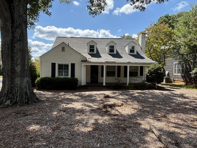 property at 517 Forest Ln