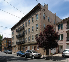 267-269 Adams St in Newark, NJ - Building Photo