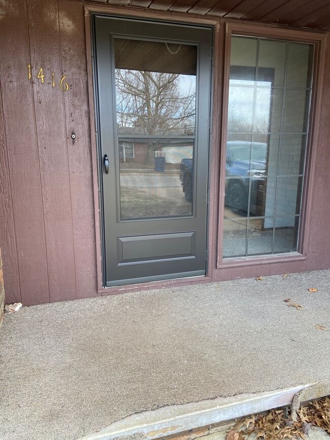 1416 W Wayland St in Springfield, MO - Building Photo - Building Photo