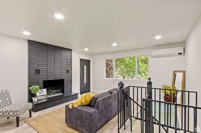 208 Ogden Canyon Rd in Ogden, UT - Building Photo - Building Photo