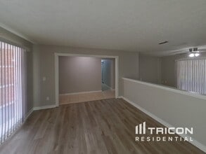 114 Jeffrey Dr in Brandon, FL - Building Photo - Building Photo