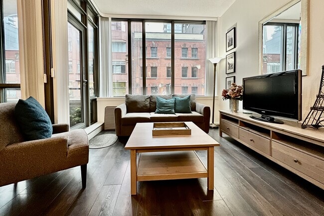 property at 8 Charlotte St