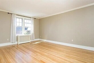 1000 Hudson St in Hoboken, NJ - Building Photo - Building Photo