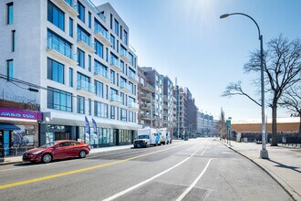 Marina Astoria in Astoria, NY - Foto de edificio - Building Photo