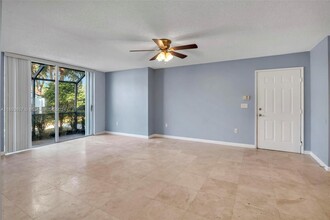 3279 Clint Moore Rd in Boca Raton, FL - Building Photo - Building Photo