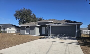 709 Platypus Ct in Poinciana, FL - Building Photo - Building Photo