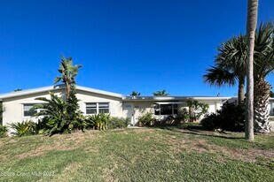 619 Rosada St in Satellite Beach, FL - Building Photo