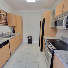 2775 NE 187th St, Unit PH22 in Aventura, FL - Building Photo - Building Photo