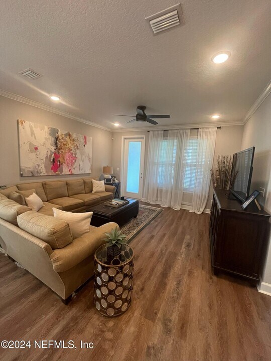 43 Foxcross Ave in St. Augustine, FL - Building Photo