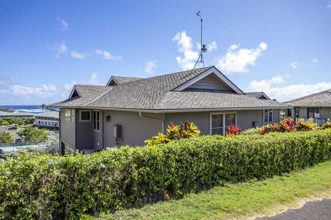 2370 Hoohu Rd in Koloa, HI - Foto de edificio - Building Photo