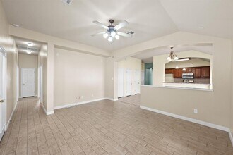 10409 Yellowstone Dr in Austin, TX - Building Photo - Building Photo