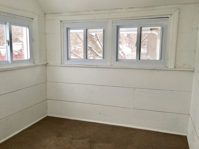 703 Spencer St NE in Grand Rapids, MI - Building Photo - Building Photo