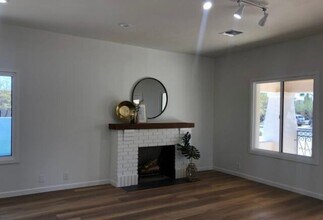 2231 E Helen St in Tucson, AZ - Building Photo - Building Photo