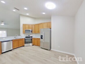 86216 Vegas Blvd in Yulee, FL - Foto de edificio - Building Photo