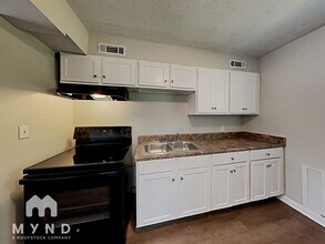312 Pine St in Birmingham, AL - Building Photo - Building Photo