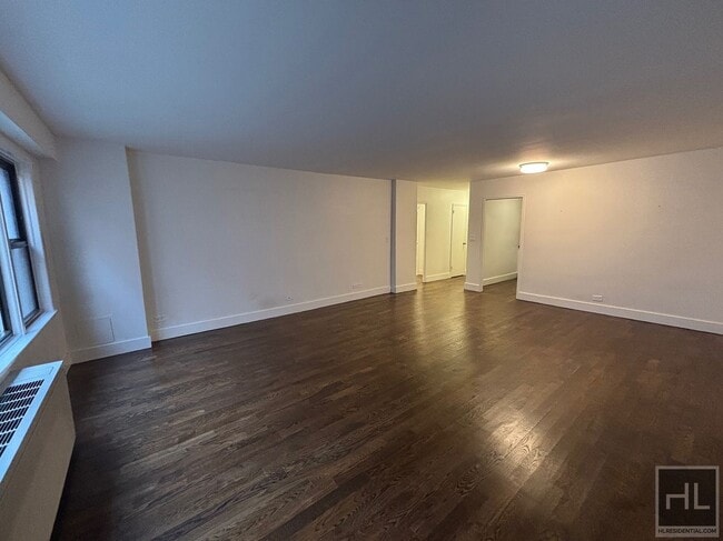 EAST 63 STREET in New York, NY - Foto de edificio - Building Photo