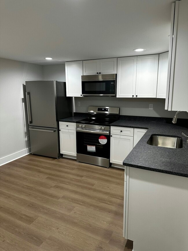 property at 2110 E Raccoon Valley Dr