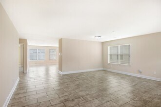 16334 Cole Bridge Ln in Cypress, TX - Building Photo - Building Photo