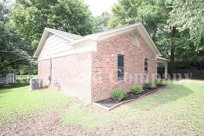 5356 Lakeview Cove in Horn Lake, MS - Building Photo - Building Photo