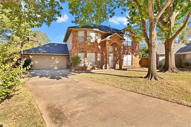 2505 Classic Ct W in Bedford, TX - Building Photo - Building Photo