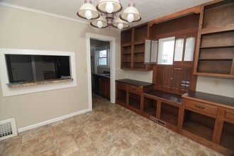 3220 17th Ave in Rock Island, IL - Building Photo - Building Photo