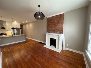235-237-237 W 8th Ave in Columbus, OH - Building Photo - Building Photo