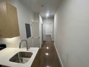 111 Park Dr in Boston, MA - Building Photo - Building Photo