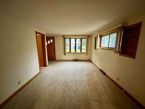 1108 Mcintosh St in Wausau, WI - Building Photo - Building Photo