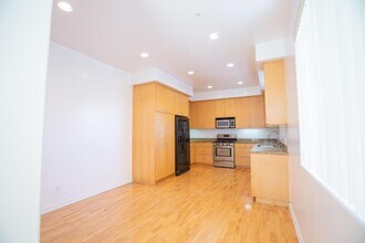 1437 16th St in Santa Monica, CA - Building Photo - Building Photo