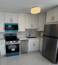 619 Orton Ave in Fort Lauderdale, FL - Building Photo - Building Photo