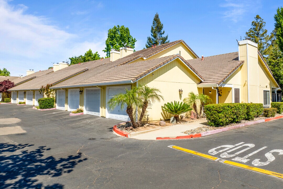 Beckman Park Villa in Lodi, CA - Foto de edificio