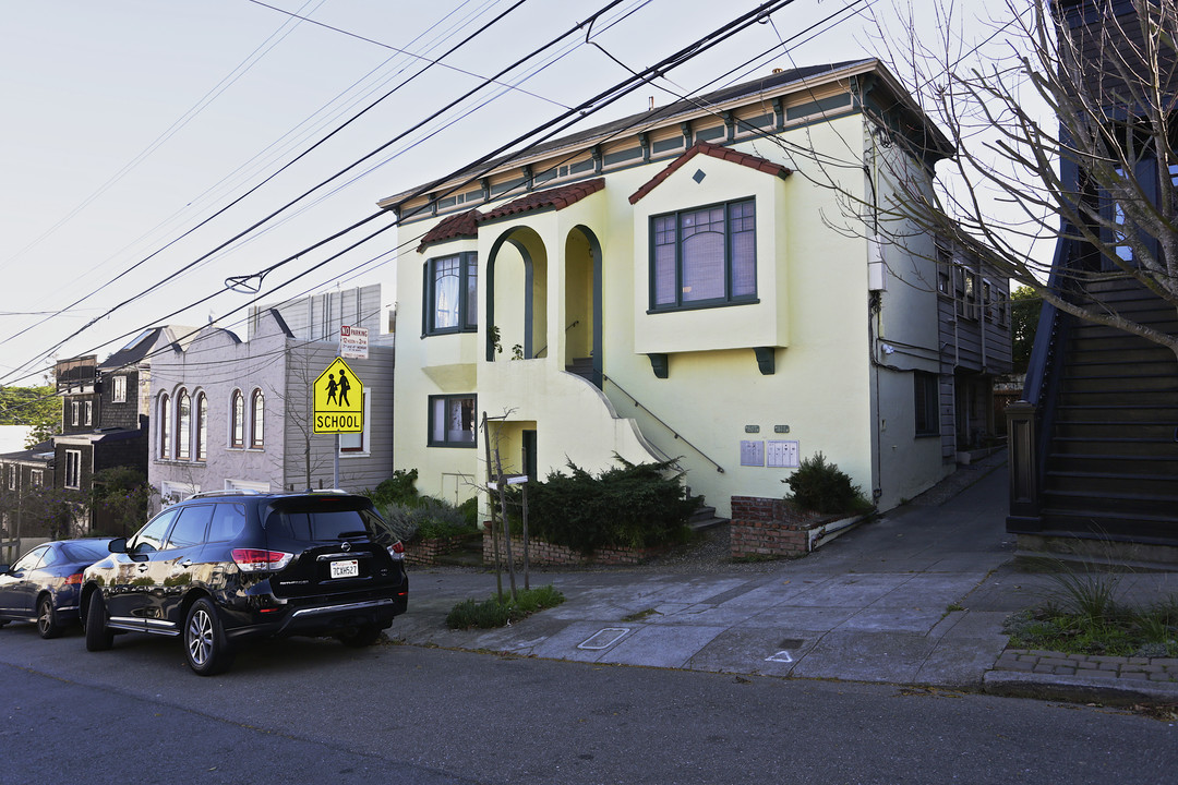 807-811 Alvarado St in San Francisco, CA - Foto de edificio