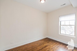 3453 N Wolcott Ave, Unit 3449-2 in Chicago, IL - Building Photo - Building Photo