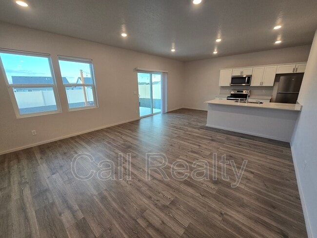 10526 Duckhook Rd in Cheney, WA - Building Photo - Building Photo