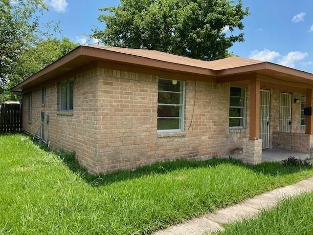 5109 Clover St-Unit -B in Houston, TX - Building Photo