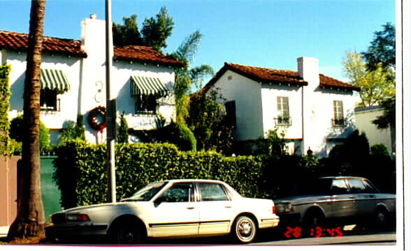 1440 S Hayworth Ave in Los Angeles, CA - Foto de edificio