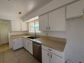 202 Terrace Dr in Big Pine, CA - Building Photo - Building Photo