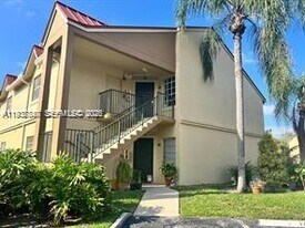 18334 NW 68th Ave in Hialeah, FL - Building Photo