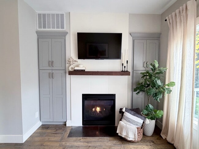 11855 NE 162nd Ln in Bothell, WA - Building Photo - Building Photo