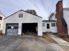 814 Brattleboro Rd in Hinsdale, NH - Building Photo - Building Photo