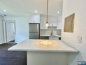 9 Vreeland Ave in Hackensack, NJ - Building Photo - Building Photo