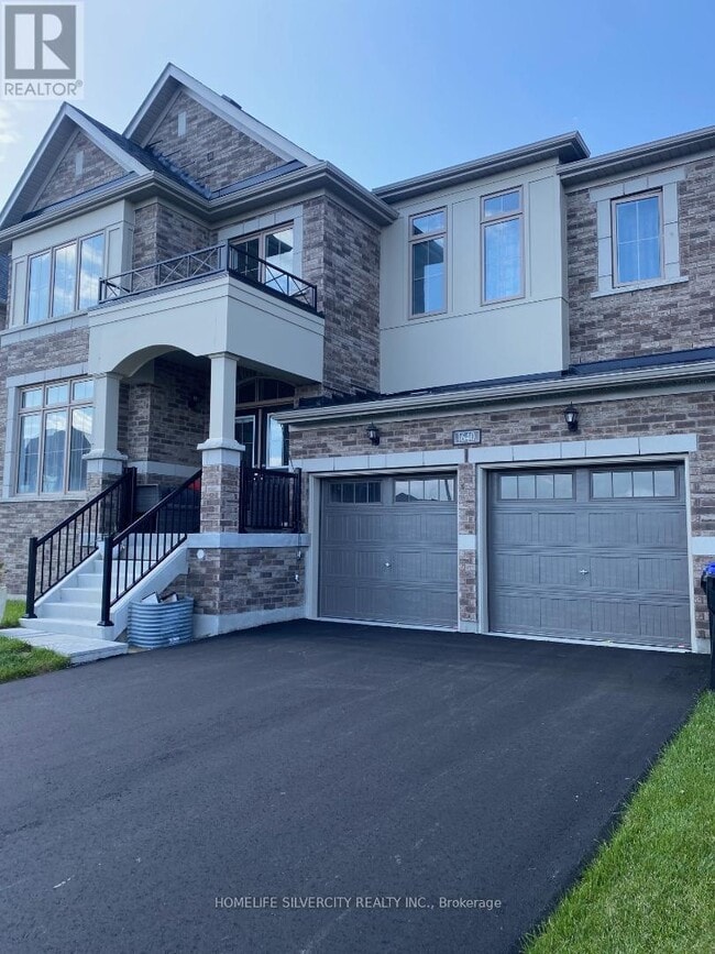 property at 1640 Webster Blvd