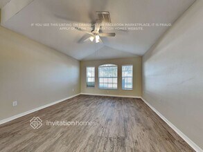 17417 Lawn Orchid Loop in Land O Lakes, FL - Building Photo - Building Photo