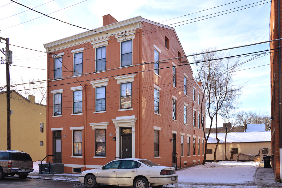 843-845 York St in Cincinnati, OH - Building Photo