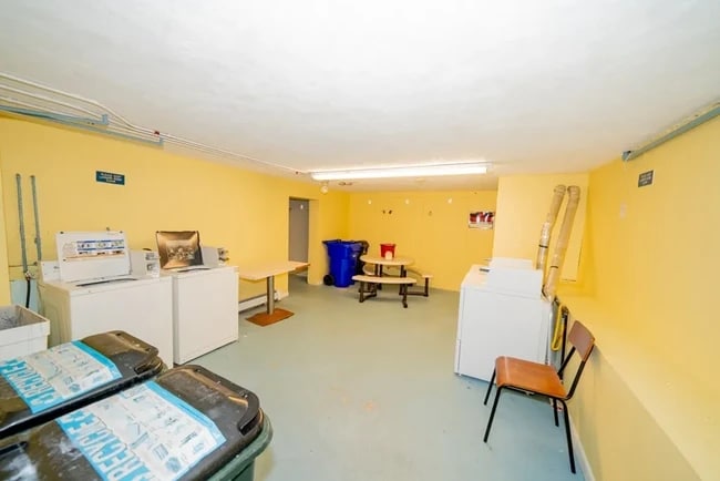 360 Market St, Unit 12 in Boston, MA - Building Photo - Building Photo