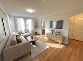 Parkwood Manor Apartments in Upper Darby, PA - Building Photo