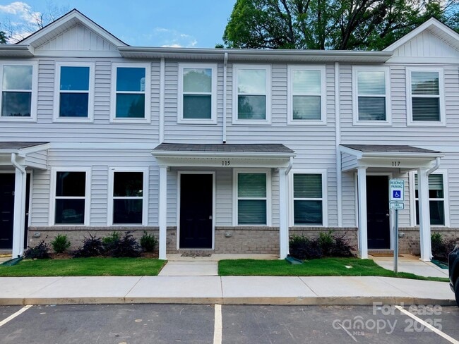 property at 115 Villa Ln