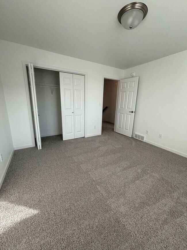 7343 30th St S in Fargo, ND - Building Photo - Building Photo